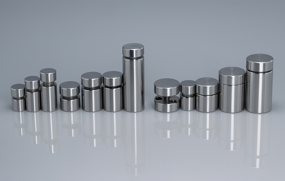 Outdoor single panel flat head samples